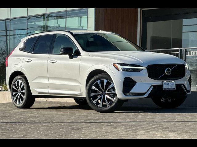 2025 Volvo XC60 Core