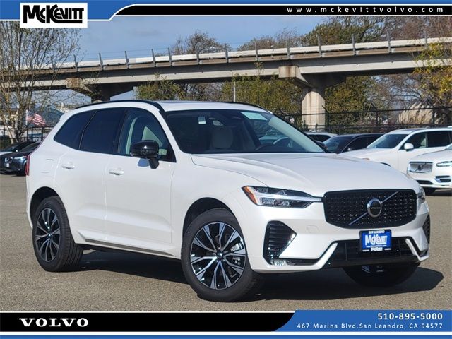 2025 Volvo XC60 Core