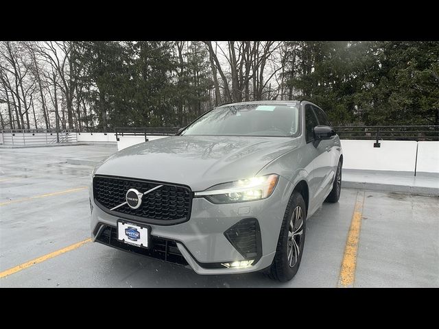 2025 Volvo XC60 Core