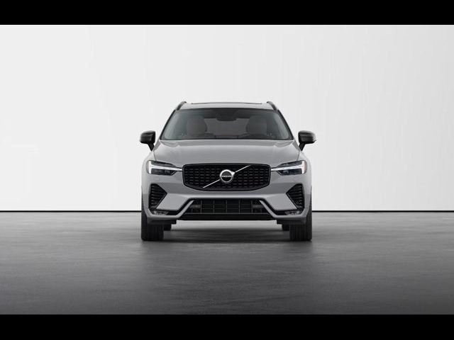 2025 Volvo XC60 Core