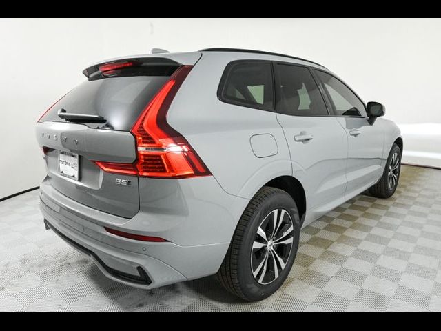 2025 Volvo XC60 Core