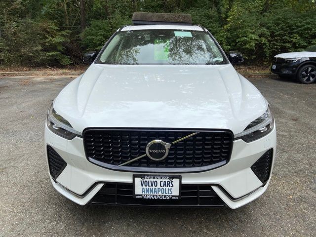 2025 Volvo XC60 Core