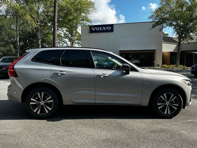 2025 Volvo XC60 Core