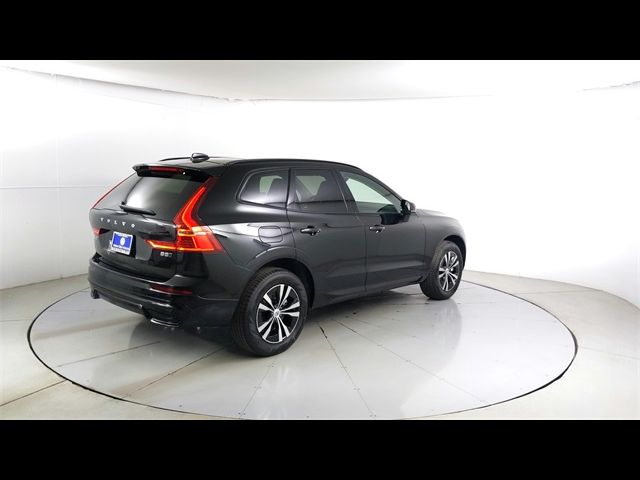 2025 Volvo XC60 Core