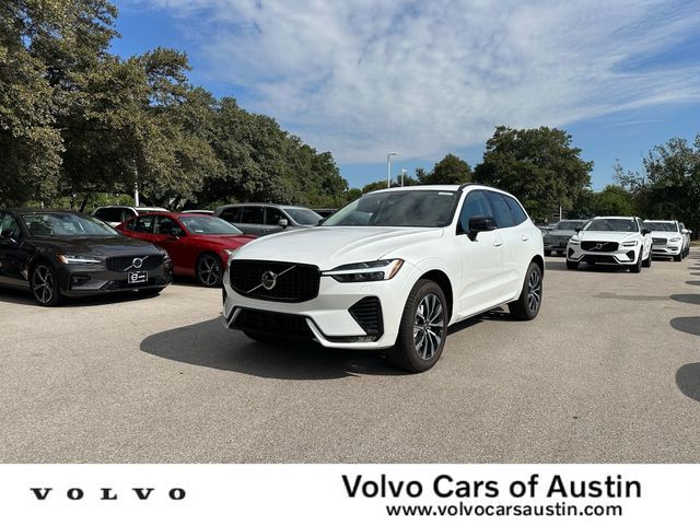 2025 Volvo XC60 Core