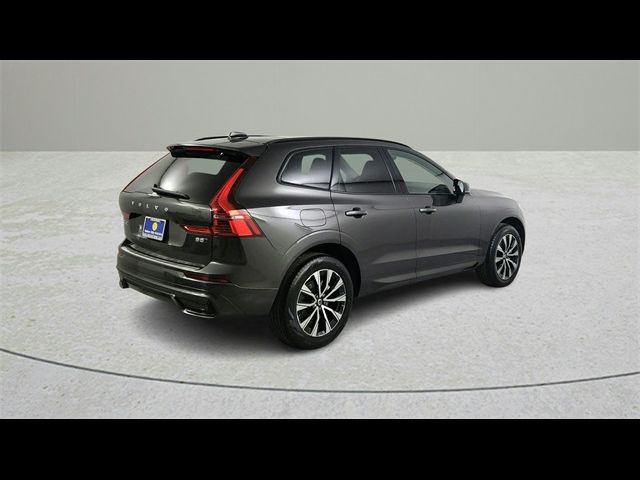 2025 Volvo XC60 Core