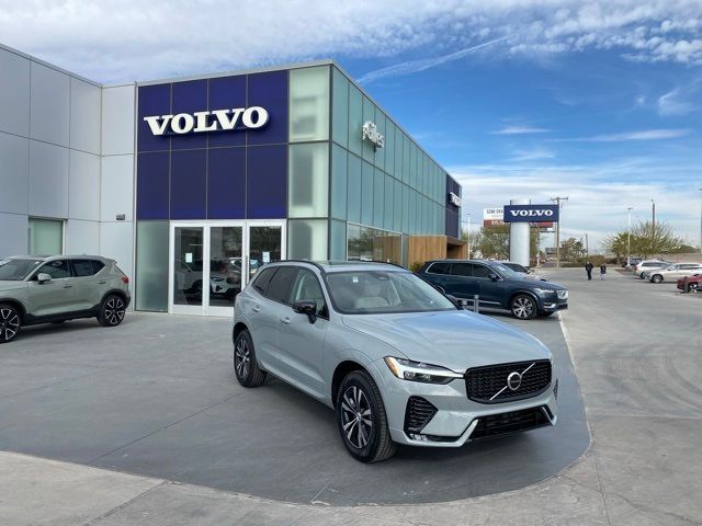 2025 Volvo XC60 Core