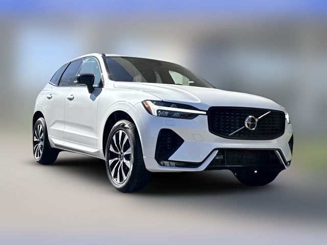 2025 Volvo XC60 Core