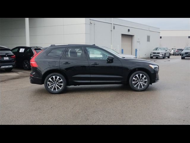 2025 Volvo XC60 Core