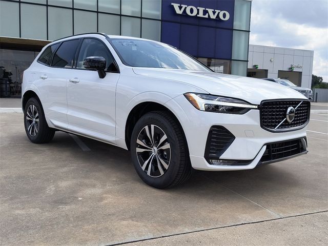 2025 Volvo XC60 Core