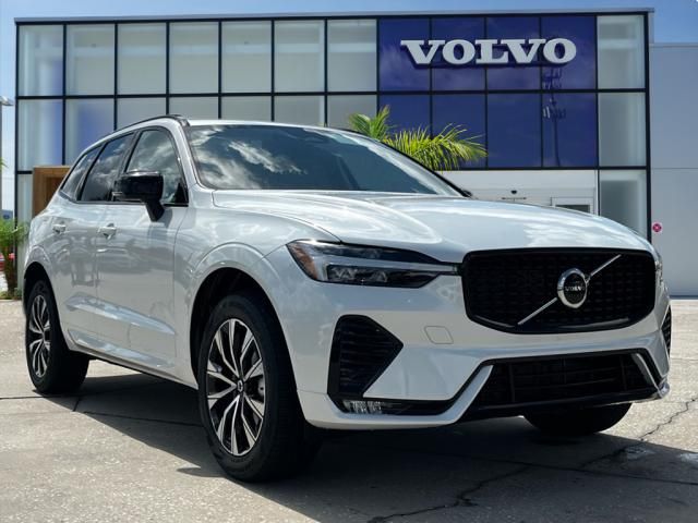 2025 Volvo XC60 Core