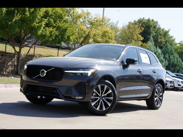 2025 Volvo XC60 Core