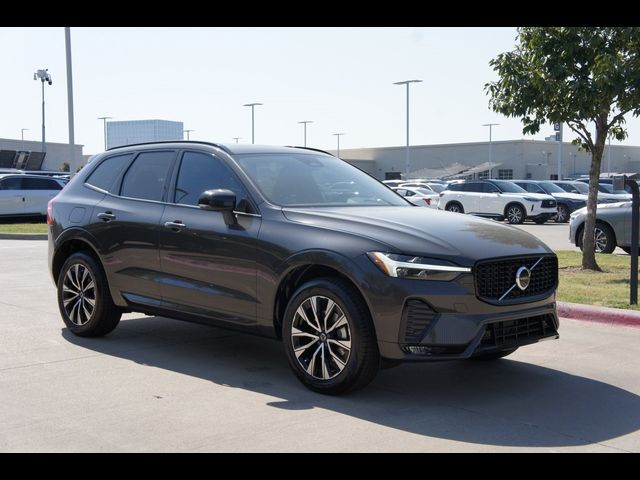 2025 Volvo XC60 Core