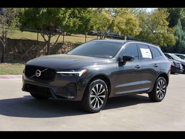 2025 Volvo XC60 Core