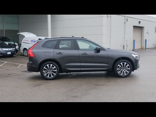 2025 Volvo XC60 Core