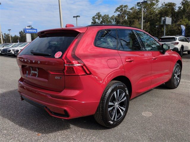 2025 Volvo XC60 Core