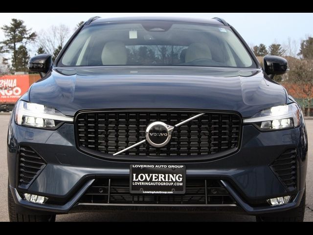 2025 Volvo XC60 Core