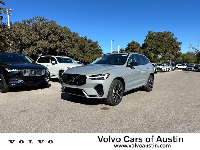 2025 Volvo XC60 Core