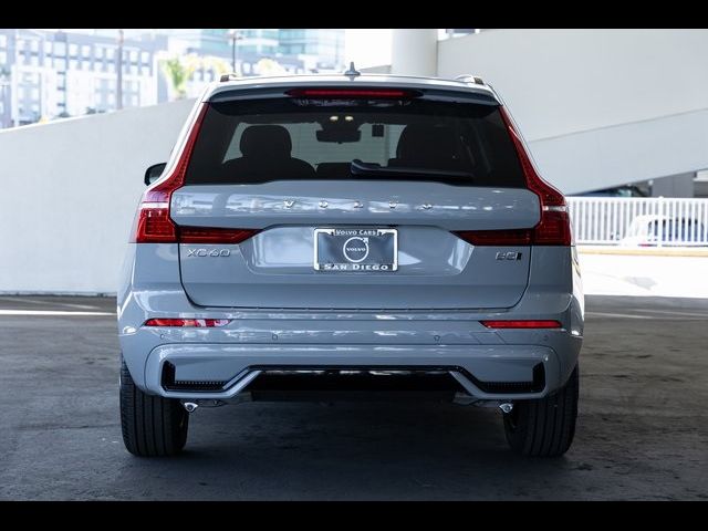 2025 Volvo XC60 Core