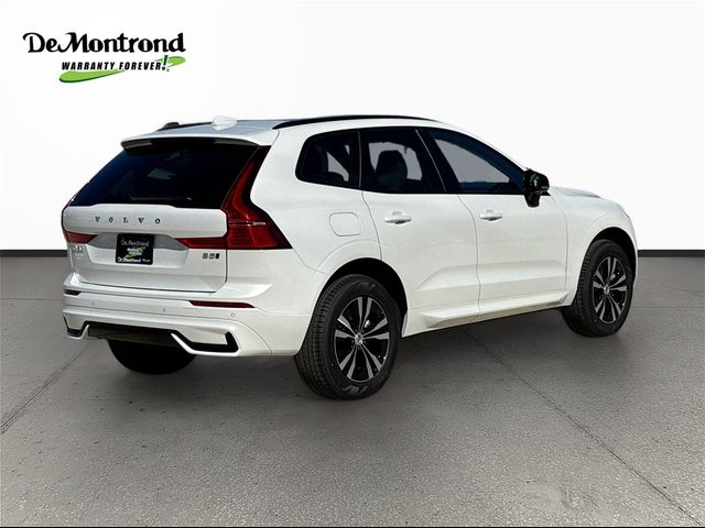 2025 Volvo XC60 Core