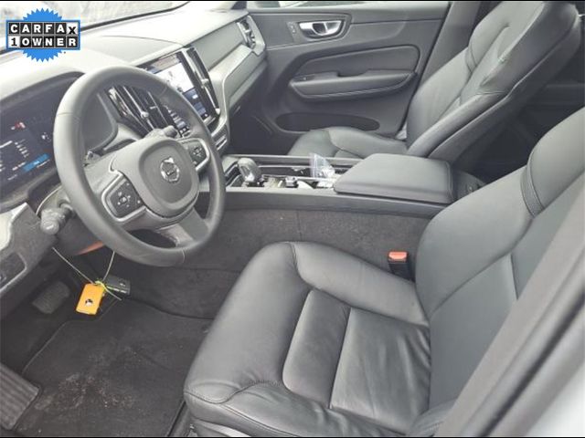 2025 Volvo XC60 Core