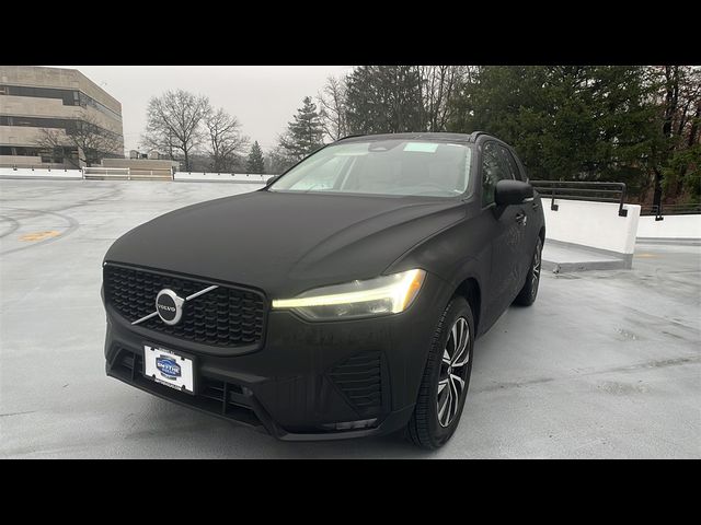 2025 Volvo XC60 Core