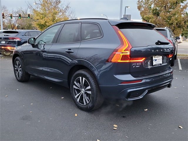 2025 Volvo XC60 Core