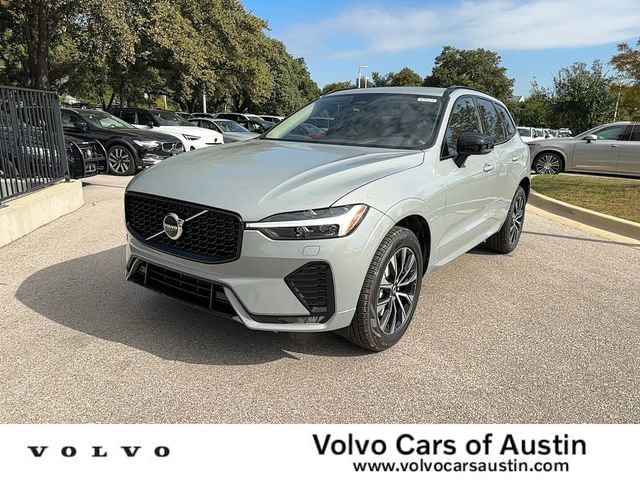 2025 Volvo XC60 Core