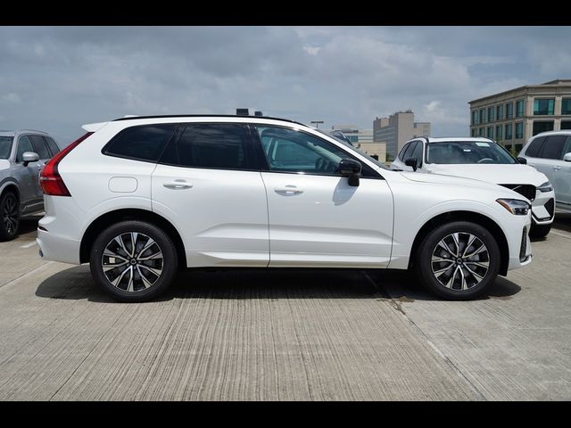 2025 Volvo XC60 Core