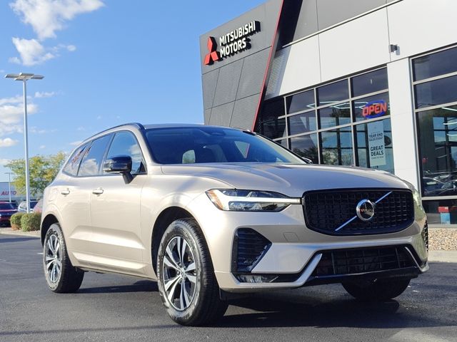 2025 Volvo XC60 Core