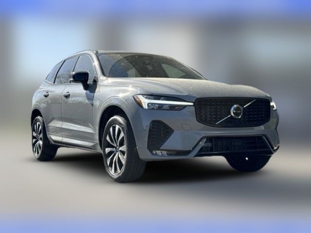 2025 Volvo XC60 Core