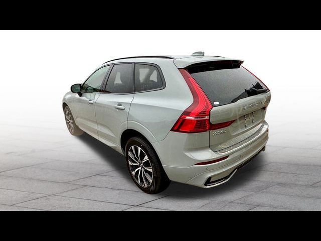 2025 Volvo XC60 Core