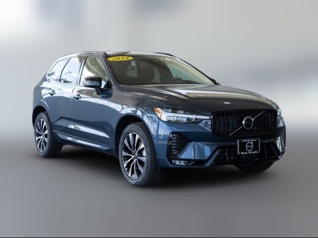2025 Volvo XC60 Core