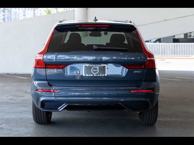 2025 Volvo XC60 Core