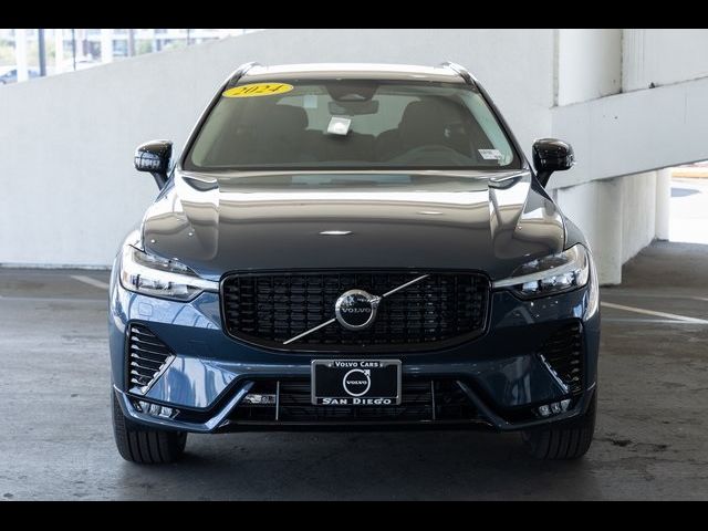 2025 Volvo XC60 Core