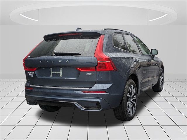 2025 Volvo XC60 Core