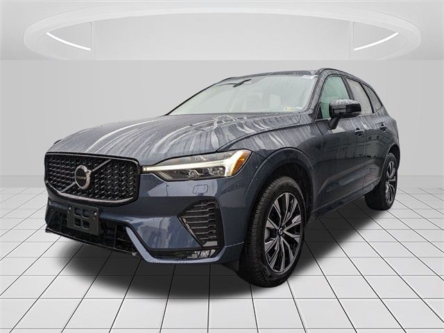 2025 Volvo XC60 Core