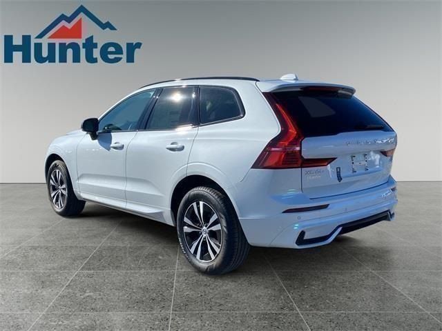 2025 Volvo XC60 Core