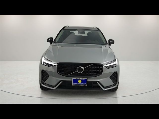 2025 Volvo XC60 Core