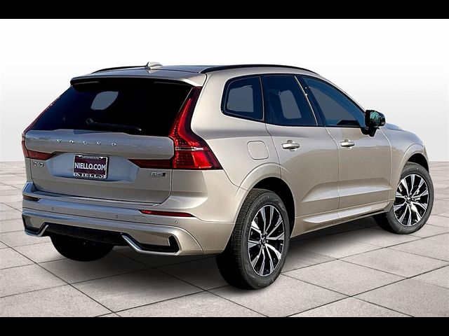 2025 Volvo XC60 Core