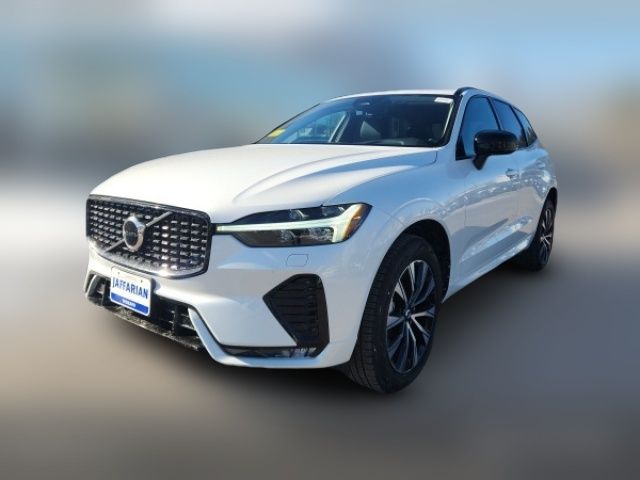 2025 Volvo XC60 Core