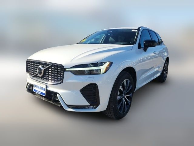 2025 Volvo XC60 Core