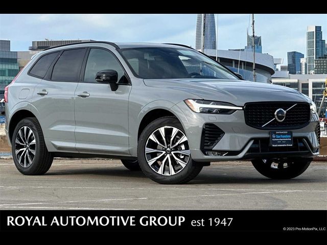 2025 Volvo XC60 Core