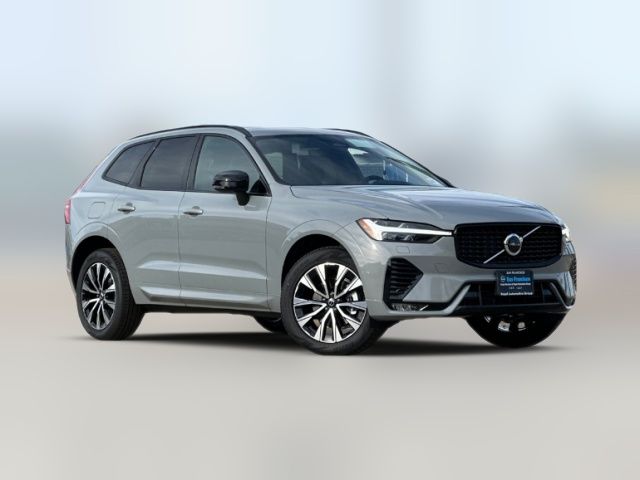 2025 Volvo XC60 Core