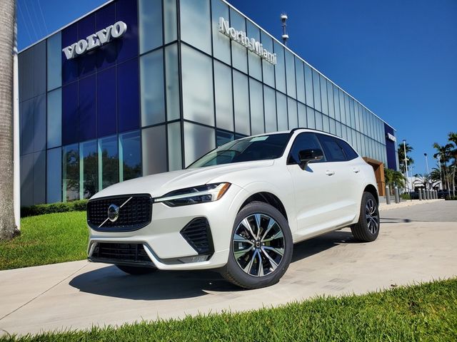 2025 Volvo XC60 Core