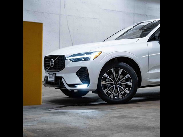 2025 Volvo XC60 Core