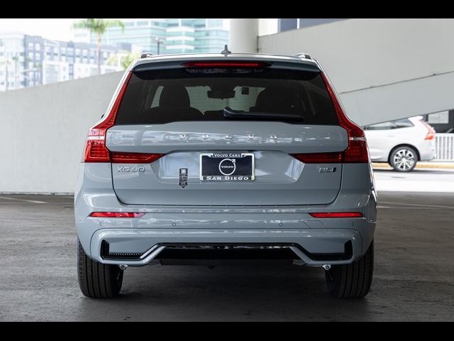 2025 Volvo XC60 Core