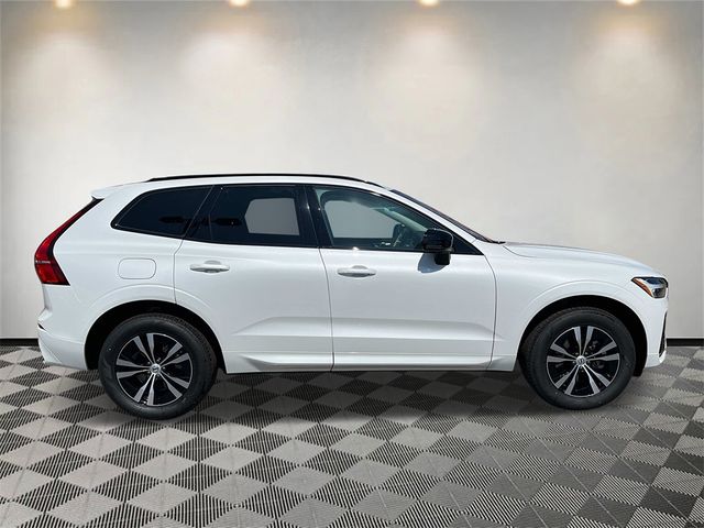 2025 Volvo XC60 Core