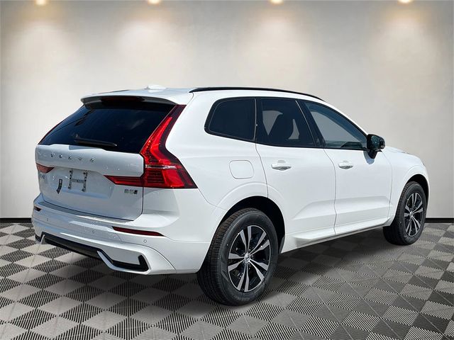 2025 Volvo XC60 Core