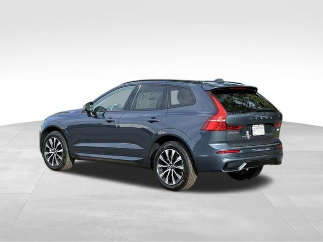 2025 Volvo XC60 Core